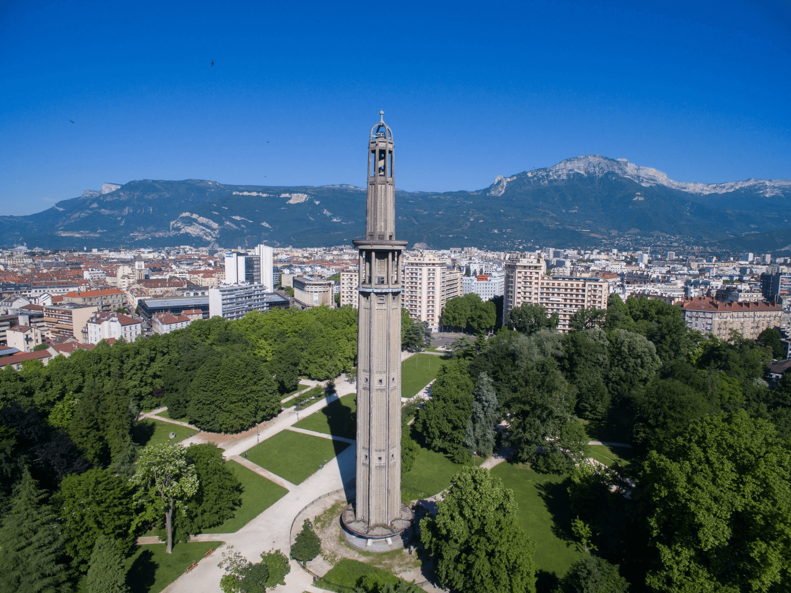 La tour Perret à Amiens